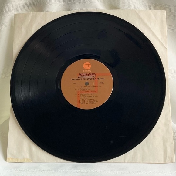 Creedance Clearwater Revival Mardi Gras Vinyl LP EUC - Picture 7 of 10